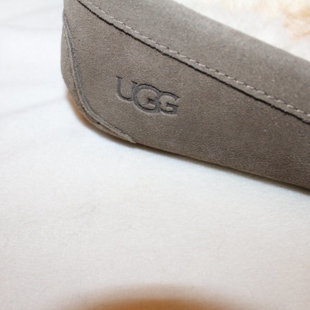 NEW UGG MEN'S SUEDE SHEARLING SLIP ON TIE SLIPPERS FAWN BROWN TAN 12 - Picture 4 of 7